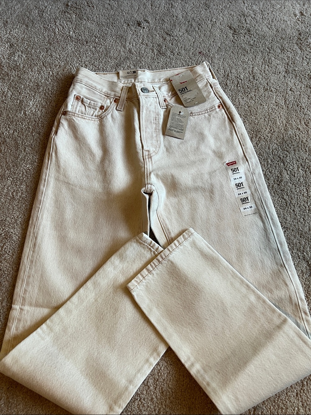 🔥 Levi's Straight Leg high rise Jeans sand color 24x30